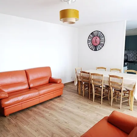 Apartment 3 A